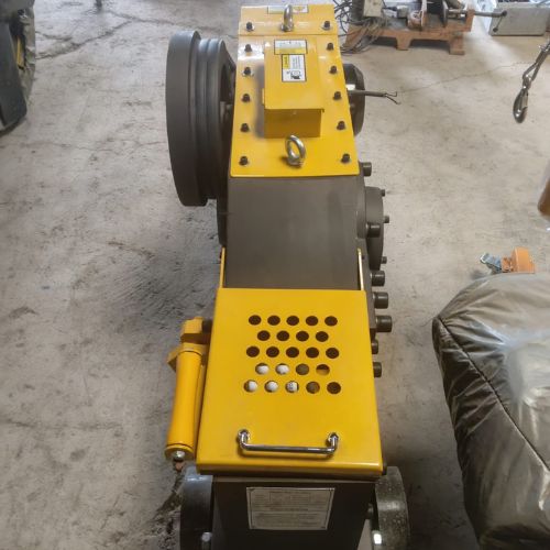 Bar Cutting GQ52